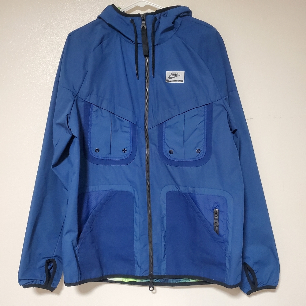 Nike International Windrunner Hooded Jacket Men's